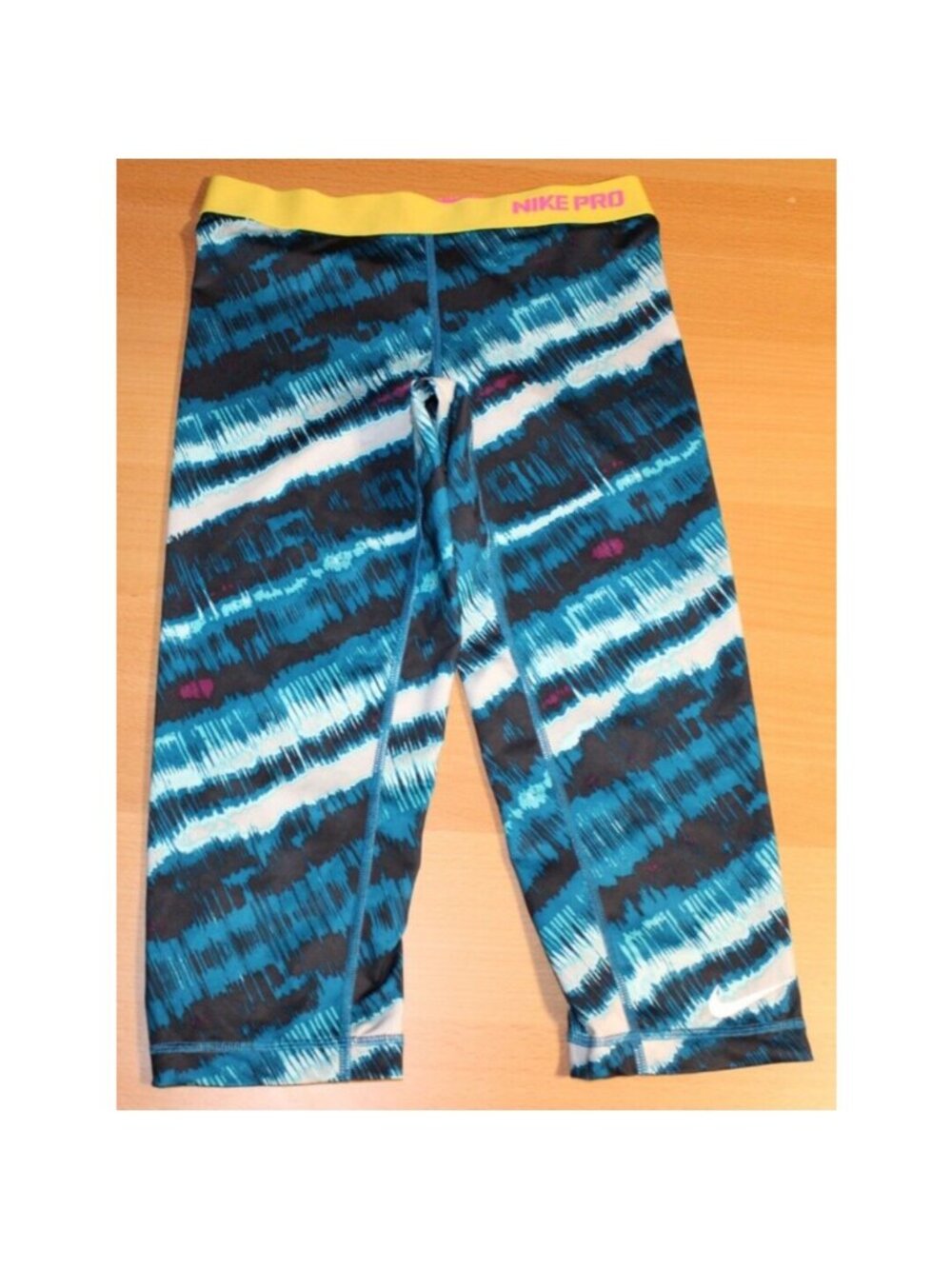 Nike Pro Dri-Fit Fitted Crop Capri Compression Leggings Tie-Dye Small 450861